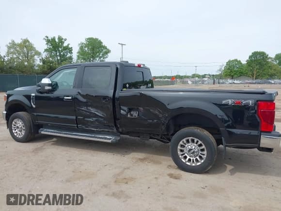 ✅ 2022 Ford F-250 XL • VIN: 1FT7W2BN8NEC43616 • Лот: 42263094. Опубликован ранее на IAAI с пробегом 33 686 миль. Бесплатный доступ к архиву аукционных продаж из США и подробный отчёт об истории автомобиля на DreamBid. Изображение 6.