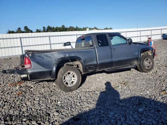2001 Dodge Dakota Sport с VIN 1B7GG22N21S212533, выставлен на аукционе Copart как лот 74900234 с пробегом 244 227 миль миль и Списание • Salvage title. История ставок и продаж доступна на DreamBid. Изображение 3.