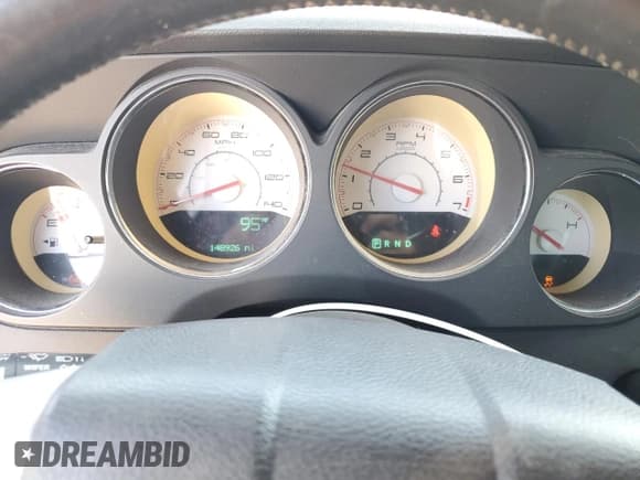 ✅ 2012 Dodge Challenger SXT • VIN: 2C3CDYAG6CH131515 • Lot: 72720914. Wystawiony na Copart z przebiegiem 148 926 mil. Bezpłatny archiwum sprzedaży aukcyjnych z USA i szczegółowy raport historii pojazdu na DreamBid. Zdjęcie 9.