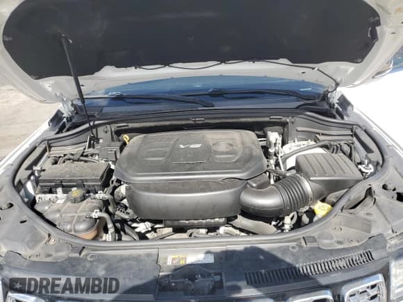 ✅ 2018 Jeep Grand Cherokee Overland • VIN: 1C4RJECG8JC353371 • Lot: 67406725. Wystawiony na Copart z przebiegiem 97 851 mil. Bezpłatny archiwum sprzedaży aukcyjnych z USA i szczegółowy raport historii pojazdu na DreamBid. Zdjęcie 12.