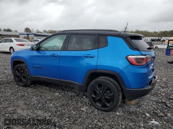 ✅ 2019 Jeep Compass Altitude • VIN: 3C4NJDBB2KT653413 • Lot: 90515445. Listed on Copart with 111,407 mi. Free auction sales archive from the USA and detailed vehicle history report at DreamBid. Image 2.