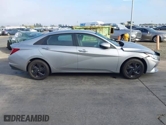 2021 Hyundai Elantra SEL с VIN 5NPLM4AG5MH011914, выставлен на аукционе IAAI как лот 42865748 с пробегом 86 638 миль миль и . История ставок и продаж доступна на DreamBid. Изображение 13.