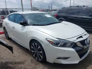 ✅ 2016 Nissan Maxima Platinum • VIN: 1N4AA6AP6GC413720 • Lot: 42591933. Wystawiony na IAAI z przebiegiem 96 714 mil. Bezpłatny archiwum sprzedaży aukcyjnych z USA i szczegółowy raport historii pojazdu na DreamBid. Zdjęcie 1.