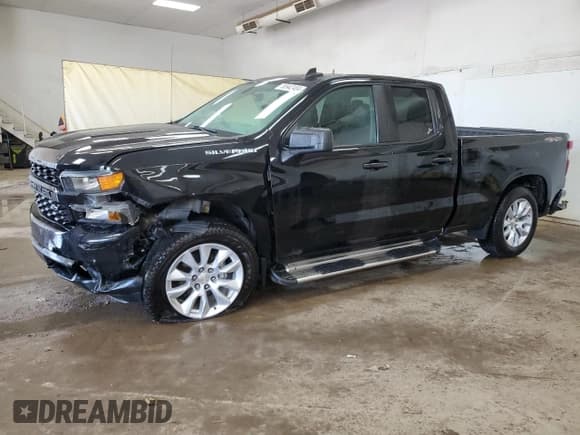 ✅ 2019 Chevrolet Silverado 1500 Custom • VIN: 1GCRYBEH9KZ406979 • Lot: 58942404. Wystawiony na Copart z przebiegiem 57 147 mil. Bezpłatny archiwum sprzedaży aukcyjnych z USA i szczegółowy raport historii pojazdu na DreamBid. Zdjęcie 1.