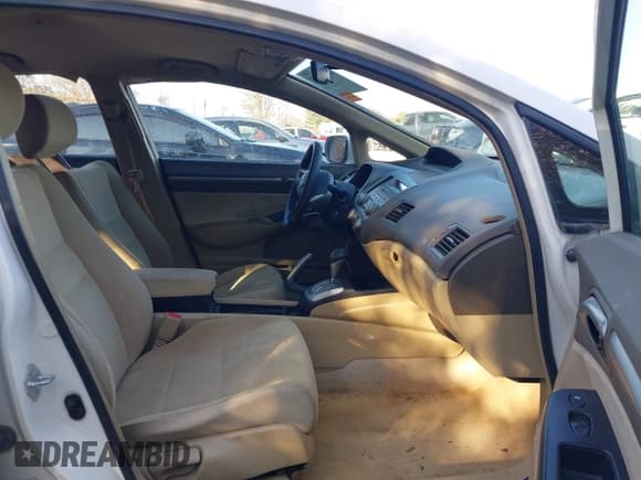 ✅ 2006 Honda Civic • VIN: JHMFA36266S006768 • Lot: 43708687. Listed on IAAI with 351,740 mi. Free auction sales archive from the USA and detailed vehicle history report at DreamBid. Image 5.