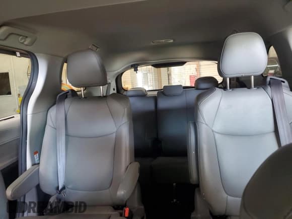 ✅ 2021 Toyota Sienna XLE • VIN: 5TDJSKFCXMS028497 • Lot: 64081715. Listed on Copart with 175,599 mi. Free auction sales archive from the USA and detailed vehicle history report at DreamBid. Image 10.