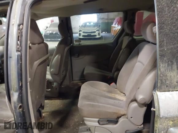 ✅ 2002 Dodge Caravan Sport • VIN: 2B4GP44382R745848 • Лот: 42949297. Опубликован ранее на IAAI с пробегом Не указан. Бесплатный доступ к архиву аукционных продаж из США и подробный отчёт об истории автомобиля на DreamBid. Изображение 8.