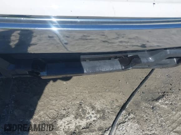 ✅ 2014 GMC Sierra 1500 • VIN: 1GTR1TEH0EZ330678 • Лот: 43482016. Опубликован ранее на IAAI с пробегом 250 000 миль. Бесплатный доступ к архиву аукционных продаж из США и подробный отчёт об истории автомобиля на DreamBid. Изображение 18.