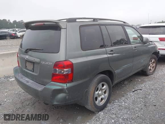 2007 Toyota Highlander с VIN JTEGD21A670160024, выставлен на аукционе IAAI как лот 42890715 с пробегом 177 996 миль миль и . История ставок и продаж доступна на DreamBid. Изображение 4.