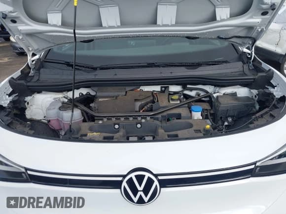 ✅ 2021 Volkswagen ID.4 Pro • VIN: WVGRMPE21MP039428 • Lot: 41563180. Listed on IAAI with 35,025 mi. Free auction sales archive from the USA and detailed vehicle history report at DreamBid. Image 10.