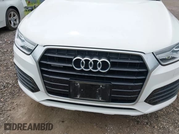 ✅ 2018 Audi Q3 Premium • VIN: WA1ECCFS4JR031556 • Lot: 42724517. Listed on IAAI with 51,951 mi. Free auction sales archive from the USA and detailed vehicle history report at DreamBid. Image 6.