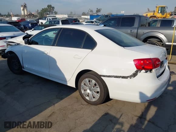 ✅ 2012 Volkswagen Jetta • VIN: 3VW1K7AJ2CM341980 • Lot: 42922882. Listed on IAAI with 78,626 mi. Free auction sales archive from the USA and detailed vehicle history report at DreamBid. Image 3.