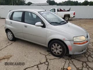 ✅ 2005 Chevrolet Aveo LT • VIN: KL1TG62615B413576 • Lot: 67797175. Wystawiony na Copart z przebiegiem 90 290 mil. Bezpłatny archiwum sprzedaży aukcyjnych z USA i szczegółowy raport historii pojazdu na DreamBid. Zdjęcie 4.