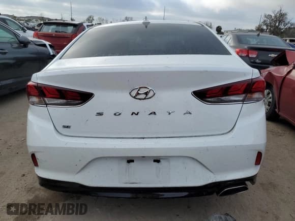 ✅ 2018 Hyundai Sonata SE • VIN: 5NPE24AF0JH656178 • Lot: 39903113. Listed on Copart with 25,562 mi. Free auction sales archive from the USA and detailed vehicle history report at DreamBid. Image 6.