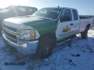 ✅ 2009 Chevrolet Silverado 2500HD • VIN: 1GCHC59K89E129552 • Lot: 44927695. Wystawiony na Copart z przebiegiem 241 987 mil. Bezpłatny archiwum sprzedaży aukcyjnych z USA i szczegółowy raport historii pojazdu na DreamBid. Zdjęcie 1.
