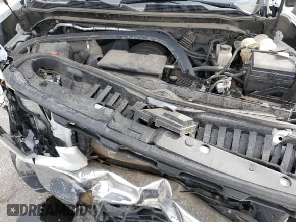 ✅ 2022 Chevrolet Silverado 3500 • VIN: 1GB4YSE72NF330775 • Lot: 50227885. Listed on Copart with 76,634 mi. Free auction sales archive from the USA and detailed vehicle history report at DreamBid. Image 13.