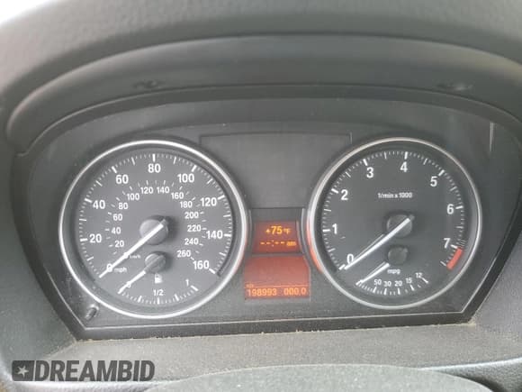 ✅ 2008 BMW 3 Series 328i • VIN: WBAVA33558P142498 • Lot: 69547915. Listed on Copart with 198,993 mi. Free auction sales archive from the USA and detailed vehicle history report at DreamBid. Image 9.