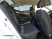 ✅ 2019 Hyundai Elantra Value Edition • VIN: 5NPD84LF1KH441188 • Lot: 84297855. Listed on Copart with 124,536 mi. Free auction sales archive from the USA and detailed vehicle history report at DreamBid. Image 10.