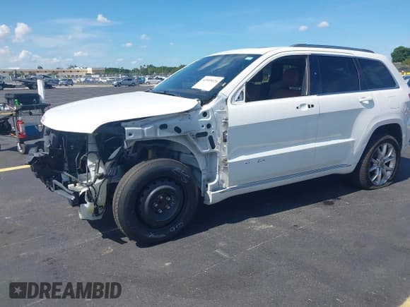 ✅ 2015 Jeep Grand Cherokee Summit • VIN: 1C4RJEJG5FC105038 • Lot: 42555024. Listed on IAAI with 133,077 mi. Free auction sales archive from the USA and detailed vehicle history report at DreamBid. Image 20.