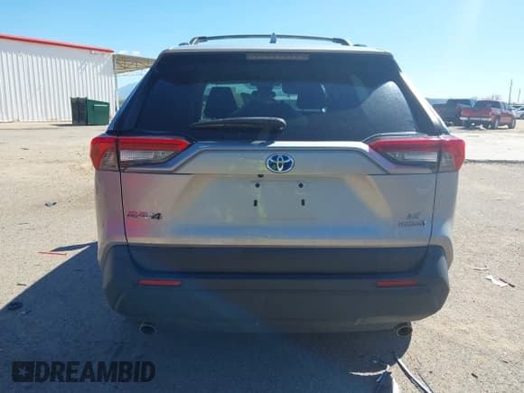 ✅ 2021 Toyota RAV4 Hybrid LE • VIN: 4T3LWRFV7MU013610 • Лот: 43320488. Опубликован ранее на IAAI с пробегом 71 629 миль. Бесплатный доступ к архиву аукционных продаж из США и подробный отчёт об истории автомобиля на DreamBid. Изображение 17.