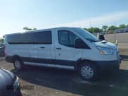 ✅ 2017 Ford Transit XL • VIN: 1FBZX2ZM3HKB15099 • Lot: 42352568. Wystawiony na IAAI z przebiegiem 216 536 mil. Bezpłatny archiwum sprzedaży aukcyjnych z USA i szczegółowy raport historii pojazdu na DreamBid. Zdjęcie 13.