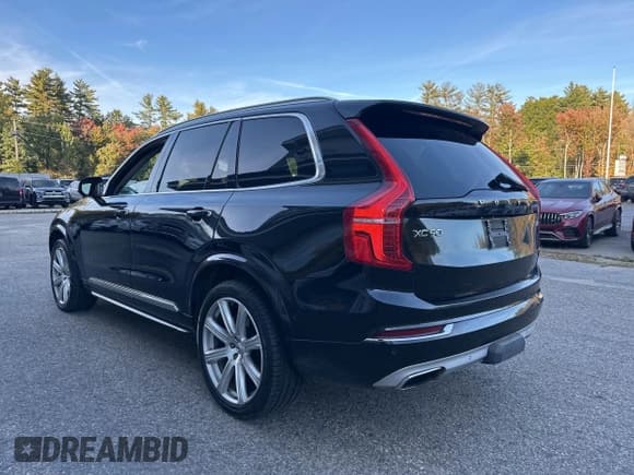 ✅ 2016 Volvo XC90 T6 Inscription • VIN: YV4A22PL8G1001571 • Lot: 43377906. Wystawiony na IAAI z przebiegiem 132 481 mil. Bezpłatny archiwum sprzedaży aukcyjnych z USA i szczegółowy raport historii pojazdu na DreamBid. Zdjęcie 3.