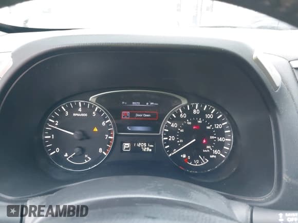 ✅ 2015 Nissan Pathfinder Platinum • VIN: 5N1AR2MM9FC709869 • Lot: 42598205. Listed on IAAI with 112,051 mi. Free auction sales archive from the USA and detailed vehicle history report at DreamBid. Image 7.