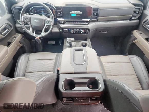 ✅ 2022 Chevrolet Silverado 1500 ZR2 • VIN: 3GCUDHEL3NG680812 • Lot: 67060195. Wystawiony na Copart z przebiegiem 54 660 mil. Bezpłatny archiwum sprzedaży aukcyjnych z USA i szczegółowy raport historii pojazdu na DreamBid. Zdjęcie 8.