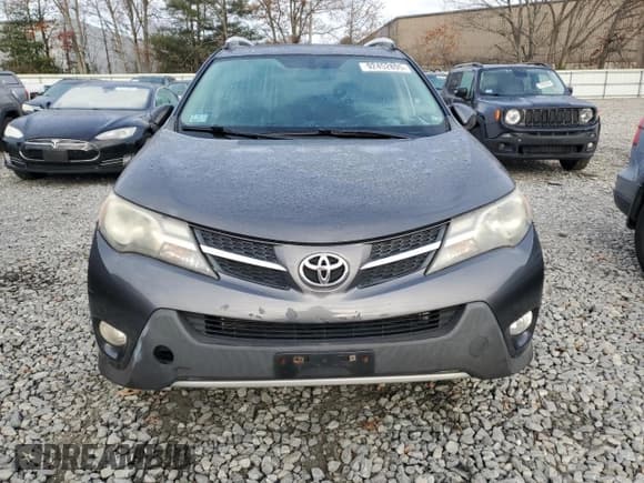 ✅ 2014 Toyota RAV4 XLE • VIN: 2T3RFREV1EW172152 • Лот: 92452895. Опубликован ранее на Copart с пробегом 173 485 миль. Бесплатный доступ к архиву аукционных продаж из США и подробный отчёт об истории автомобиля на DreamBid. Изображение 5.