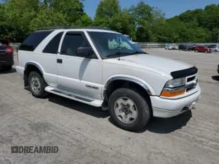 ✅ 2002 Chevrolet Blazer LS • VIN: 1GNCT18W92K222330 • Lot: 59230195. Wystawiony na Copart z przebiegiem Nie podano. Bezpłatny archiwum sprzedaży aukcyjnych z USA i szczegółowy raport historii pojazdu na DreamBid. Zdjęcie 4.