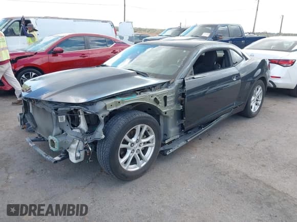 ✅ 2015 Chevrolet Camaro LS • VIN: 2G1FB1E31F9174597 • Лот: 43074976. Опубликован ранее на IAAI с пробегом 83 717 миль. Бесплатный доступ к архиву аукционных продаж из США и подробный отчёт об истории автомобиля на DreamBid. Изображение 2.