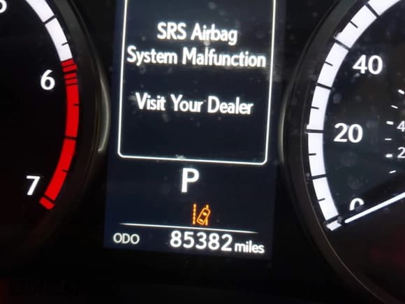 ✅ 2020 Lexus NX 300 F Sport • VIN: JTJJARBZXL5020472 • Lot: 42516025. Wystawiony na IAAI z przebiegiem 85 382 mil. Bezpłatny archiwum sprzedaży aukcyjnych z USA i szczegółowy raport historii pojazdu na DreamBid. Zdjęcie 7.