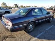 ✅ 1998 Buick Park Avenue • VIN: 1G4CW52K5W4633968 • Lot: 41971495. Listed on Copart with 208,205 mi. Free auction sales archive from the USA and detailed vehicle history report at DreamBid. Image 3.