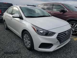 ✅ 2021 Hyundai Accent SE • VIN: 3KPC24A6XME148607 • Lot: 73915204. Wystawiony na Copart z przebiegiem Nie podano mil. Skorzystaj z bezpłatnego archiwum sprzedaży aukcyjnych z USA i zobacz szczegółowy raport historii pojazdu na DreamBid. Zdjęcie 4.