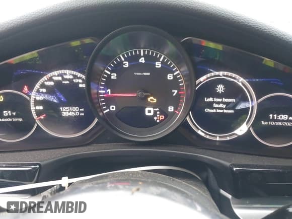 ✅ 2018 Porsche Panamera 4S • VIN: WP0AB2A79JL134141 • Lot: 43545965. Listed on IAAI with 125,180 mi. Free auction sales archive from the USA and detailed vehicle history report at DreamBid. Image 7.