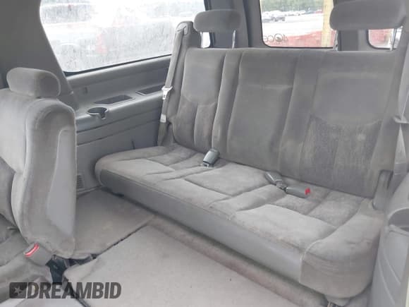 ✅ 2003 Chevrolet Suburban LS • VIN: 1GNFK16Z33J223820 • Лот: 43074086. Опубликован ранее на IAAI с пробегом 307 113 миль. Бесплатный доступ к архиву аукционных продаж из США и подробный отчёт об истории автомобиля на DreamBid. Изображение 8.