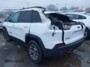 ✅ 2021 Jeep Cherokee Trailhawk • VIN: 1C4PJMBX5MD140170 • Lot: 41006444. Wystawiony na IAAI z przebiegiem 52 407 mil. Bezpłatny archiwum sprzedaży aukcyjnych z USA i szczegółowy raport historii pojazdu na DreamBid. Zdjęcie 3.
