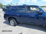 ✅ 2021 Toyota 4Runner SR5 • VIN: JTEEU5JR7M5238629 • Lot: 41890111. Wystawiony na IAAI z przebiegiem 96 087 mil. Bezpłatny archiwum sprzedaży aukcyjnych z USA i szczegółowy raport historii pojazdu na DreamBid. Zdjęcie 6.