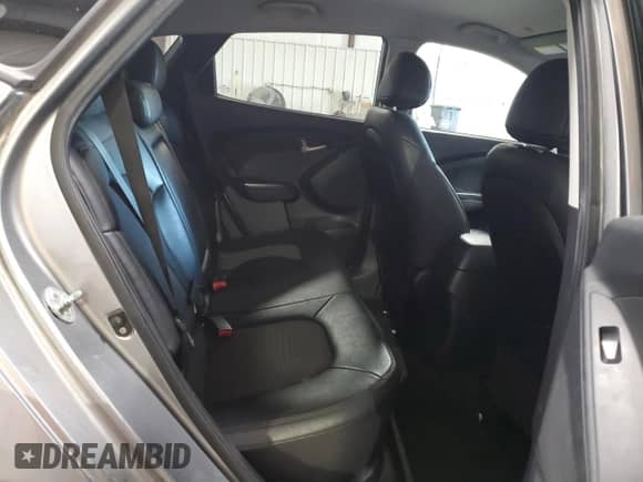 ✅ 2012 Hyundai Tucson GLS • VIN: KM8JUCAC0CU530397 • Lot: 73659814. Wystawiony na Copart z przebiegiem 193 300 mil mil. Skorzystaj z bezpłatnego archiwum sprzedaży aukcyjnych z USA i zobacz szczegółowy raport historii pojazdu na DreamBid. Zdjęcie 11.