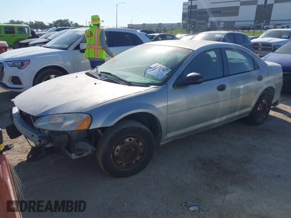 ✅ 2004 Dodge Stratus SE • VIN: 1B3EL36X74N221334 • Lot: 43371399. Wystawiony na IAAI z przebiegiem 161 619 mil. Bezpłatny archiwum sprzedaży aukcyjnych z USA i szczegółowy raport historii pojazdu na DreamBid. Zdjęcie 2.