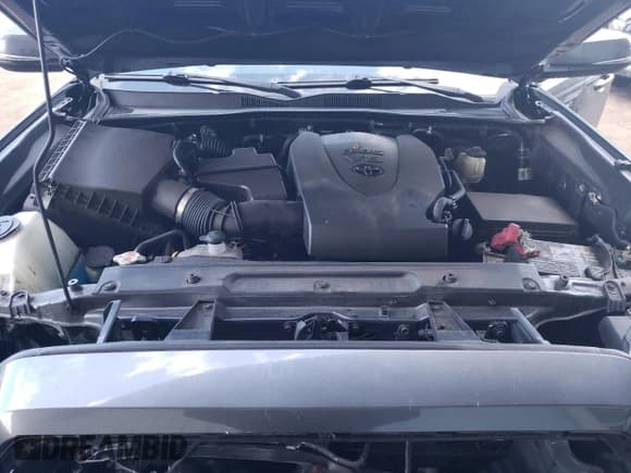 ✅ 2021 Toyota Tacoma SR5 • VIN: 3TMBZ5DN5MM027800 • Lot: 67990345. Listed on Copart with 57,202 mi. Free auction sales archive from the USA and detailed vehicle history report at DreamBid. Image 11.