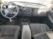 ✅ 2003 Dodge Dakota SLT • VIN: 1D7HG48N63S294766 • Lot: 81165574. Wystawiony na Copart z przebiegiem 159 132 mil. Bezpłatny archiwum sprzedaży aukcyjnych z USA i szczegółowy raport historii pojazdu na DreamBid. Zdjęcie 8.