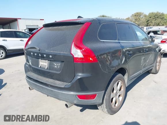 ✅ 2013 Volvo XC60 3.2L • VIN: YV4952DL3D2444473 • Lot: 40587377. Listed on IAAI with 72,754 mi. Free auction sales archive from the USA and detailed vehicle history report at DreamBid. Image 4.