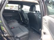 ✅ 2023 Volkswagen Atlas SE • VIN: 1V2HE2CA8PC203505 • Lot: 42345080. Wystawiony na IAAI z przebiegiem 74 565 mil. Bezpłatny archiwum sprzedaży aukcyjnych z USA i szczegółowy raport historii pojazdu na DreamBid. Zdjęcie 8.