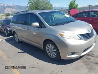 ✅ 2015 Toyota Sienna Limited • VIN: 5TDDK3DC3FS101458 • Lot: 42382380. Listed on IAAI with 130,847 mi. Free auction sales archive from the USA and detailed vehicle history report at DreamBid. Image 1.