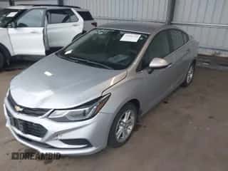2017 Chevrolet Cruze LT с VIN 1G1BE5SM3H7118921, выставлен на аукционе IAAI как лот 43186154 с пробегом 102 081 миль миль и . История ставок и продаж доступна на DreamBid. Изображение 2.
