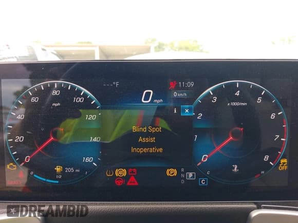 ✅ 2022 Mercedes-Benz GLB 250 • VIN: W1N4M4GB9NW239418 • Лот: 42448844. Опубликован ранее на IAAI с пробегом 51 836 миль. Бесплатный доступ к архиву аукционных продаж из США и подробный отчёт об истории автомобиля на DreamBid. Изображение 7.