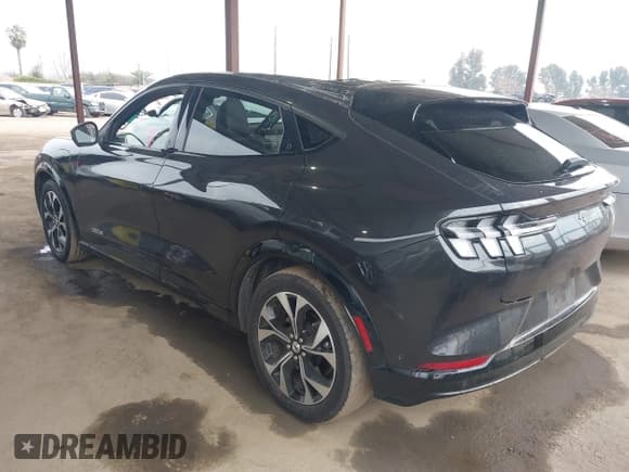 ✅ 2022 Ford Mustang Mach-E Premium • VIN: 3FMTK3R76NMA45940 • Lot: 41469149. Listed on IAAI with 59,969 mi. Free auction sales archive from the USA and detailed vehicle history report at DreamBid. Image 3.