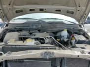 ✅ 2005 Dodge 2500 ST • VIN: 3D7KS26D15G806379 • Lot: 60137585. Wystawiony na Copart z przebiegiem 122 103 mil. Bezpłatny archiwum sprzedaży aukcyjnych z USA i szczegółowy raport historii pojazdu na DreamBid. Zdjęcie 13.