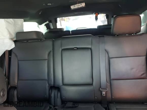 2022 Chevrolet Tahoe LT z VIN 1GNSCNKDXNR255391, wystawiony jako Copart lot #85759385 z przebiegiem Nie podano mil oraz Nie do naprawy • Non repairable. Historia ofert i sprzedaży dostępna na DreamBid. Obrazek 10.